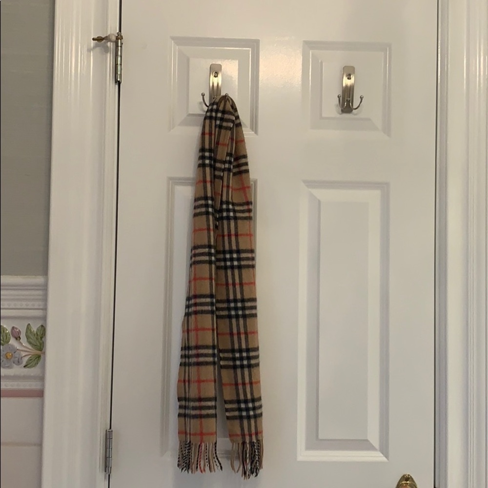 Burberry cashmere scarf